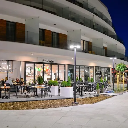 Na Wyspie - Baltic Molo - Parking Apartmán *